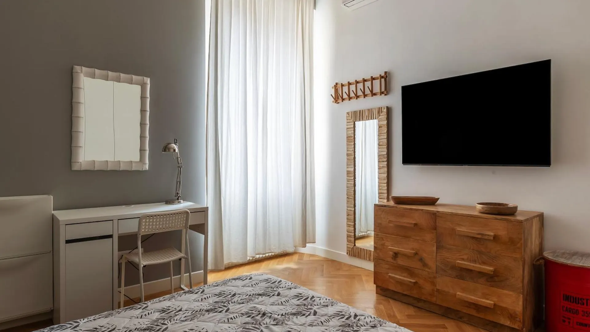 Piazza Vittorio Luxury House Apartment Rome Italy